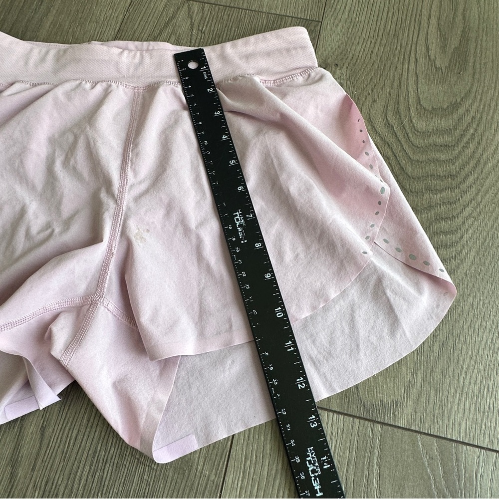 LULULEMON SHORTS Blush Pink Find your Pace 3 Inch - Picture 10 of 11